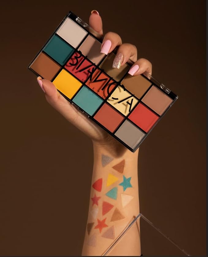 15 Colors Eyeshadow Palette | Versatile Range for Unlimited Eye Looks. (Vintage)